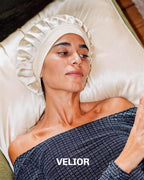 Gorro de noche de satén - mujer con bonnet protector de cabello